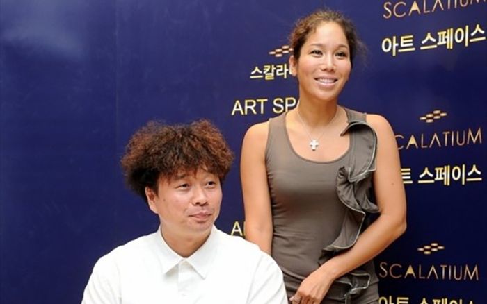 Vợ của ca sĩ Kang Won Rae gây lo lắng khi cập nhật tình hình sức khoẻ