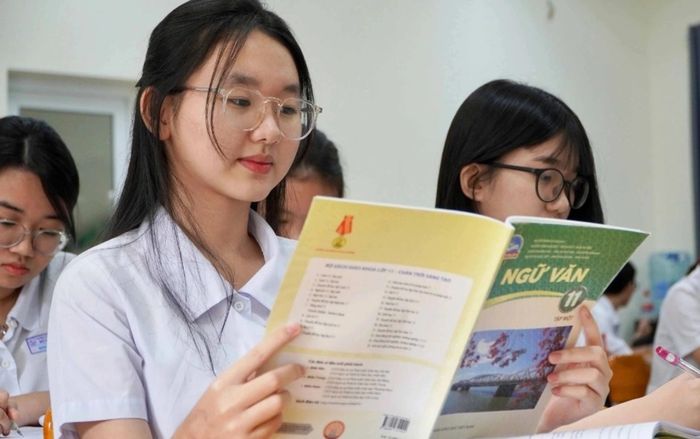 Tin vui cho hàng triệu học sinh: Bộ GD&ĐT đề xuất miễn phí sách giáo khoa toàn quốc