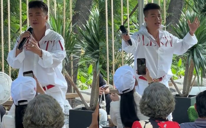 Đàm Vĩnh Hưng hát quán cà phê, nhận 'cái kết' khi đưa micro nhờ khán giả hòa giọng