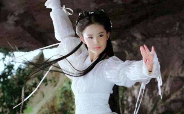 Nhân vật nữ có 'vẻ đẹp thoát tục' khiến nhiều người si mê lại không phải là Hoàng Dung