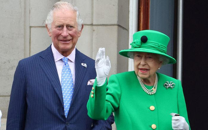 100 năm ngày sinh Nữ hoàng Elizabeth II, Vua Charles III xúc động tưởng nhớ 'người mẹ yêu quý'