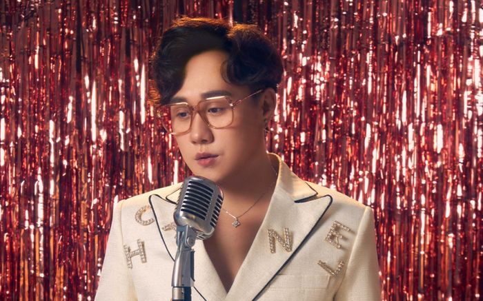 Ca sĩ Trung Quân là ai?