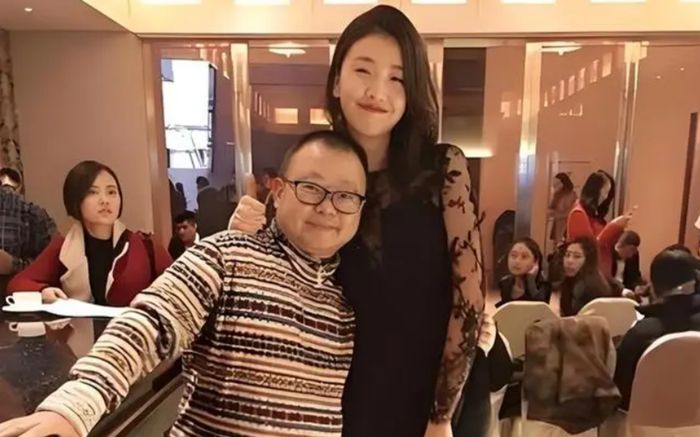 Nữ diễn viên bị cười nhạo vì lấy chồng lùn hơn 17cm, cái kết khiến dân tình ngỡ ngàng