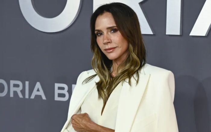 Victoria Beckham mang xu hướng quần Capri đến Gap