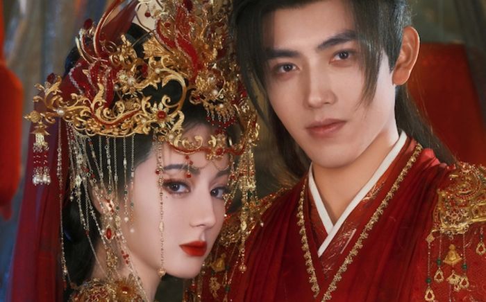 Bộ ảnh hôn lễ của Địch Lệ Nhiệt Ba và Trần Phi Vũ gây sốt mạng xã hội