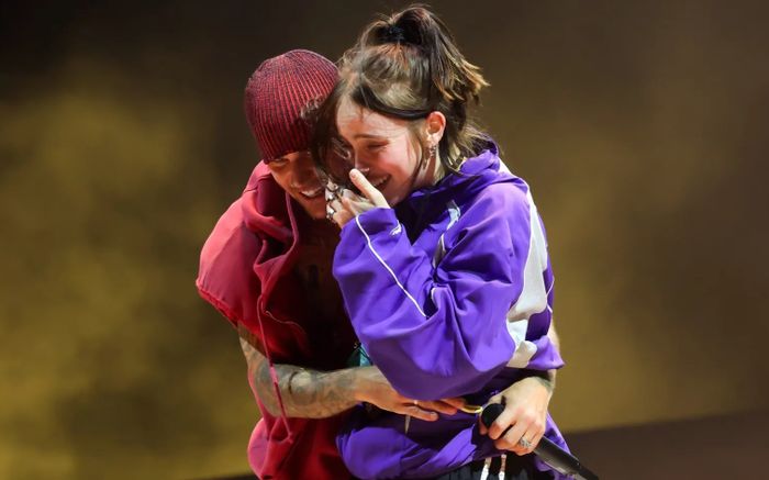 Billie Eilish chia sẻ kỷ niệm thời thơ ấu sau khoảnh khắc xúc động cùng Justin Bieber tại Coachella