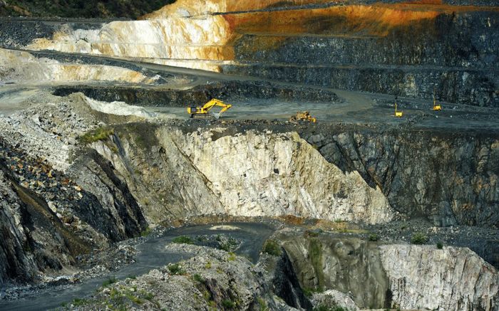 Mỏ lithium lớn nhất thế giới hạ dự báo sản lượng cả năm