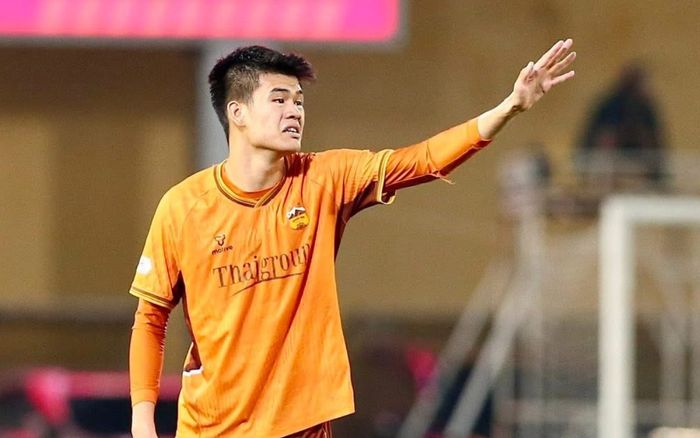 Đình Triệu giúp Hải Phòng thoát thua trước HAGL