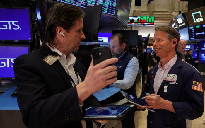 Chứng khoán Mỹ đứng trước phép thử lớn khi Big Tech công bố lợi nhuận