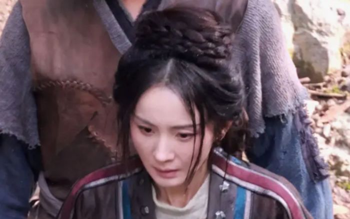 Dương Mịch gây sốt với tạo hình khắc khổ trong siêu phẩm mới