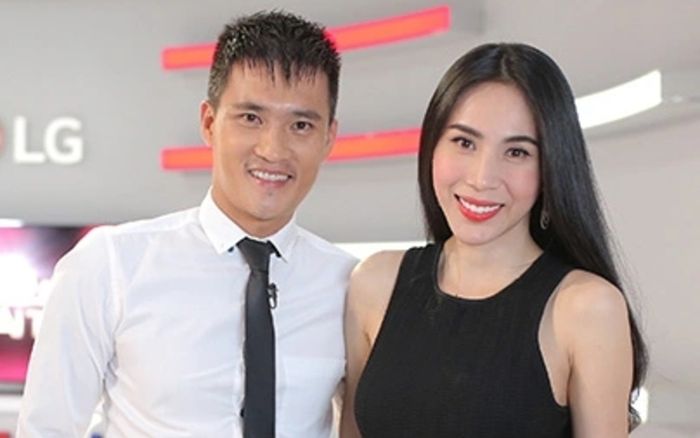 Một miền biển, một miền sông: Du lịch theo dấu chân vợ chồng Công Vinh - Thuỷ Tiên