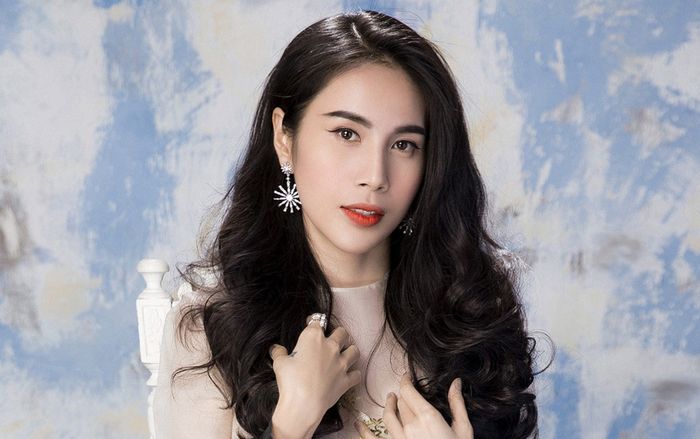 Tiếc cho Thủy Tiên sau số tiền 2 tỷ cách đây 6 năm