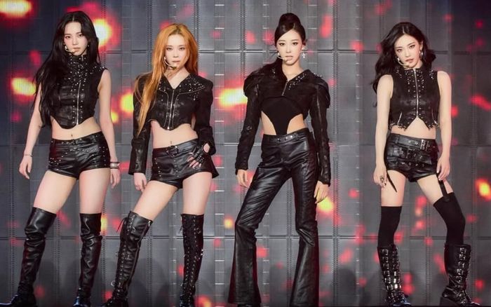 TVXQ và aespa đồng loạt chinh phục hai 'thánh đường' biểu diễn lớn nhất Nhật Bản