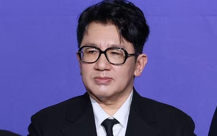 Chủ tịch HYBE Bang Si Hyuk đối mặt điều tra mở rộng, khả năng nhận án nặng