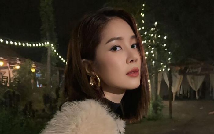 Lê Phương thả dáng quyến rũ khiến fan khó rời mắt