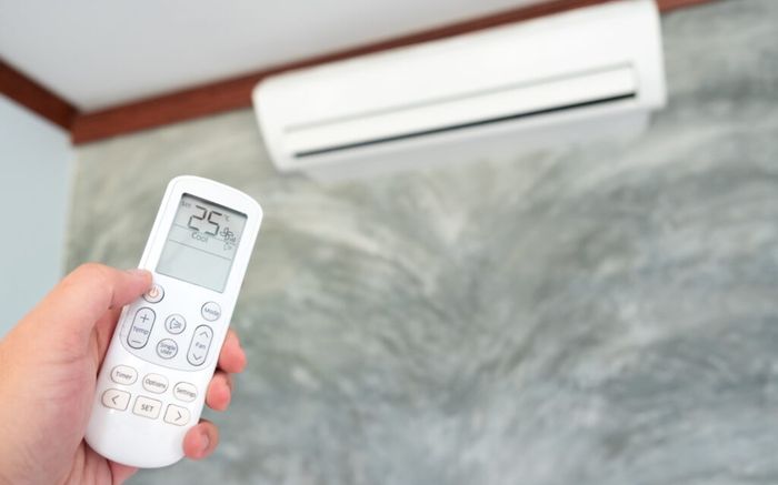 Bật máy lạnh sau nửa năm không dùng, người đàn ông 32 tuổi nhập viện cấp cứu