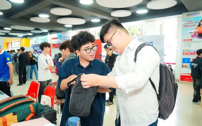 Thị trường IT 'khát' nhân lực, sinh viên đứng trước 2.500 cơ hội việc làm