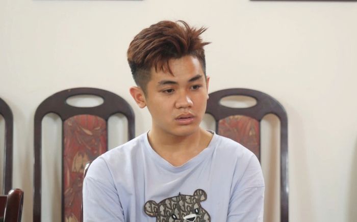 Phẫn nộ 3 đối tượng giật túi xách của cụ bà 96 tuổi ngồi xe lăn, biết nhân thân càng thêm ngán ngẩm