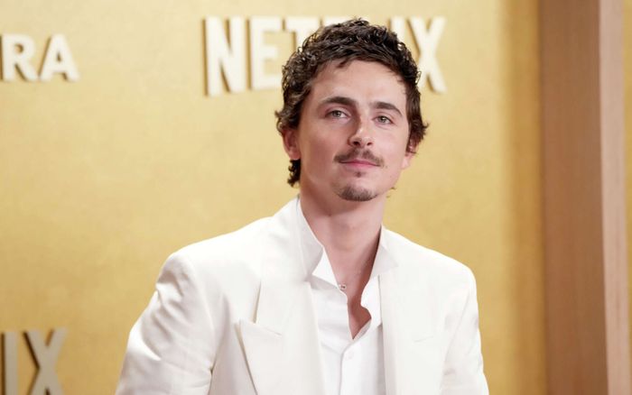 Timothée Chalamet lại gặp phải khoảnh khắc 'muối mặt'