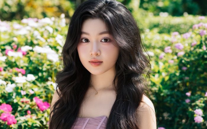 Con gái MC Quyền Linh đón tuổi 20 đầy rạng rỡ