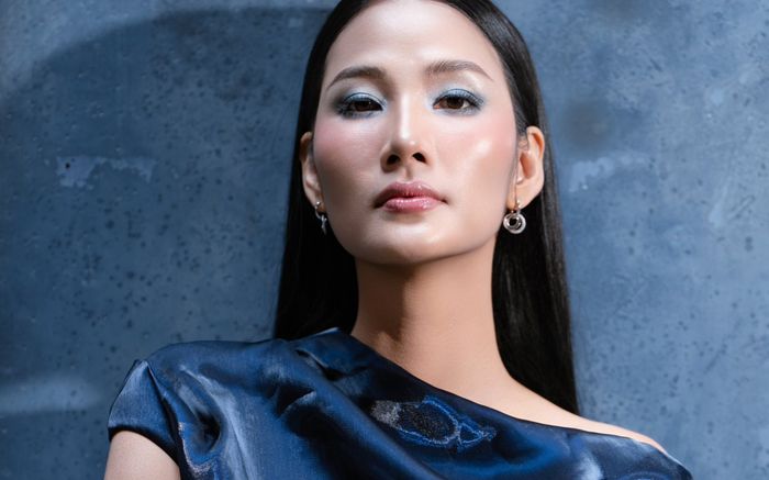 Ẩn ý từ Hoàng Thùy