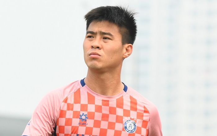 Gần 10 tỷ đồng cho trung vệ Đỗ Duy Mạnh