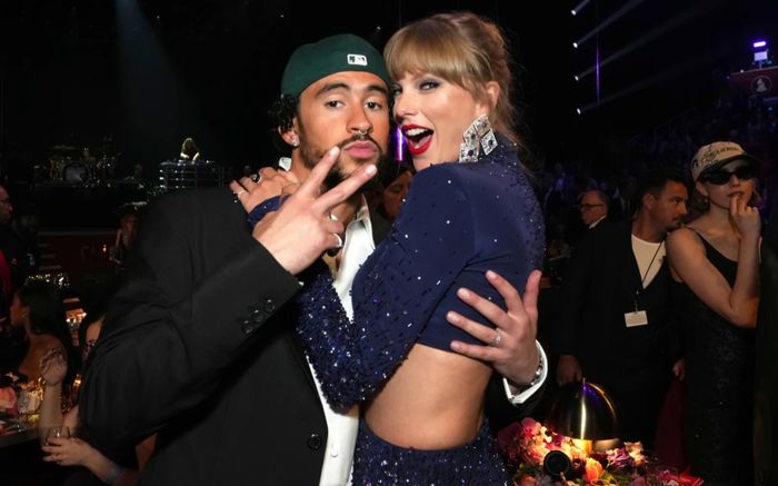 Tỷ phú Bill Ackman đề xuất 'thâu tóm' hãng đĩa của Taylor Swift và Bad Bunny