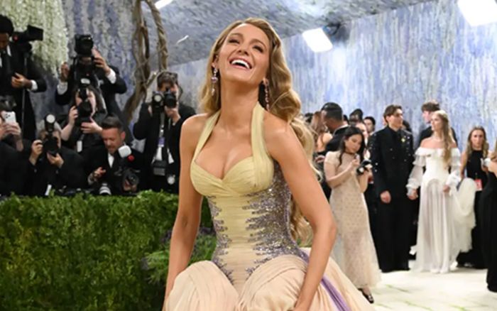Bạn thân Justin Baldoni chỉ trích Blake Lively vì màn xuất hiện tại Met Gala