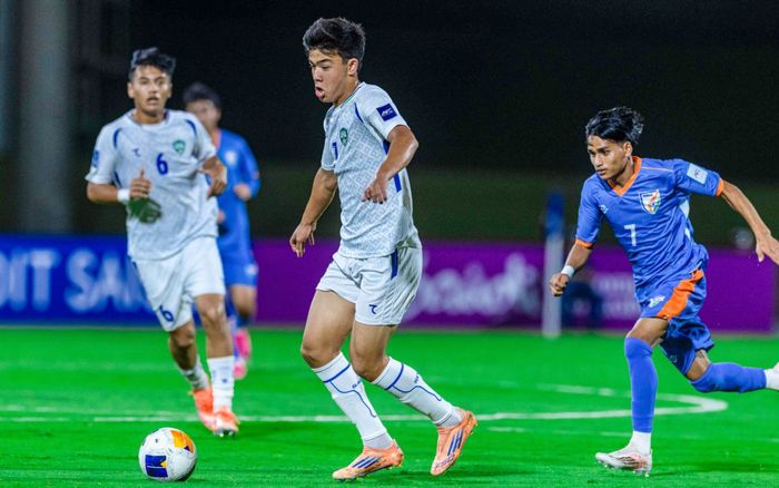 Uzbekistan giành vé World Cup