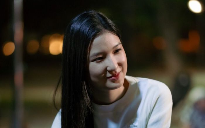 'Dậy sóng' với khoảnh khắc của người mẫu Nàng Mơ