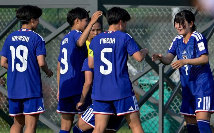 Nhật Bản nhọc nhằn giành vé dự World Cup