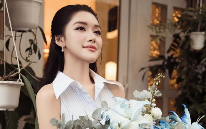 Mê mẩn với vẻ dịu dàng của Phương Oanh