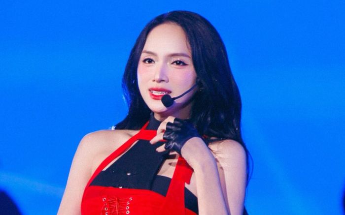 Khán giả cần Hương Giang lên tiếng sau 5 tháng im lặng