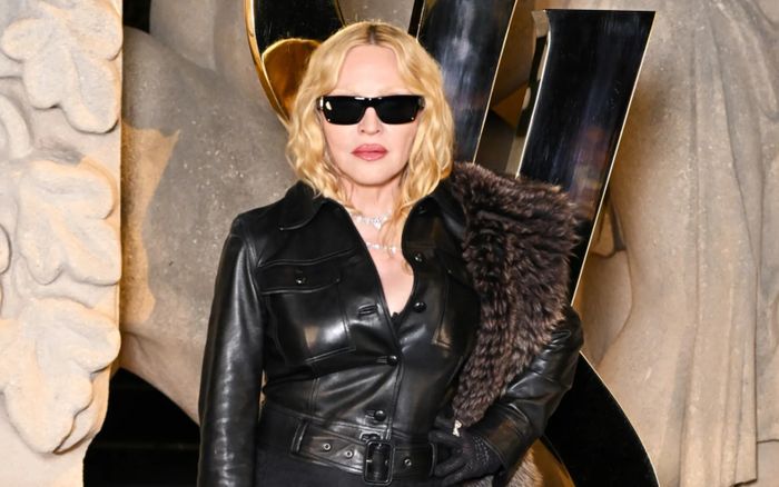 Chơi lớn như Madonna: Làm cả bộ phim để quảng bá cho album mới