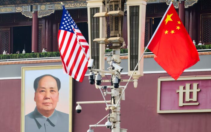 Ông Donald Trump và ông Tập Cận Bình đang cân nhắc việc cắt giảm thuế quan