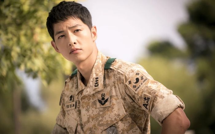 Song Joong Ki trở lại màn ảnh với phim ngôn tình lãng mạn
