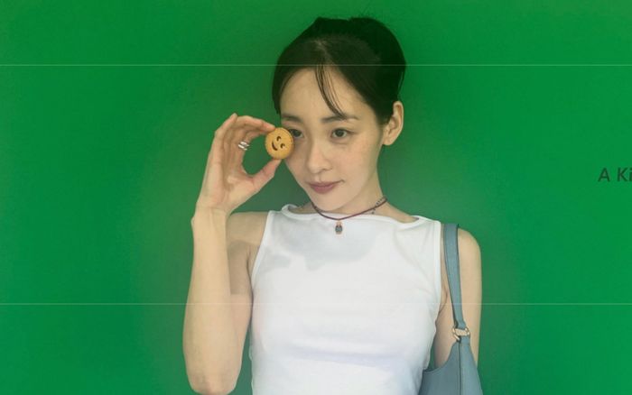 Vóc dáng gầy gò khó nhận ra của nữ diễn viên Kim Min Ha
