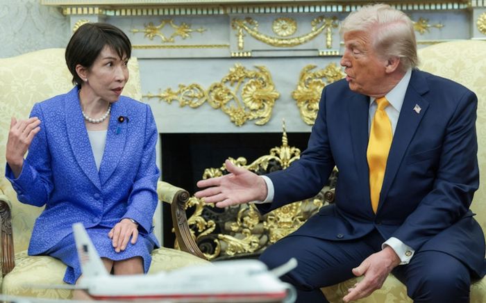 Ông Donald Trump điện đàm với Thủ tướng Nhật Bản Sanae Takaichi sau khi rời Trung Quốc