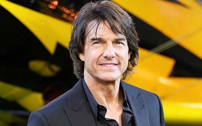 Tài tử Tom Cruise vướng tin đồn hẹn hò với biểu tượng gợi cảm của Hollywood