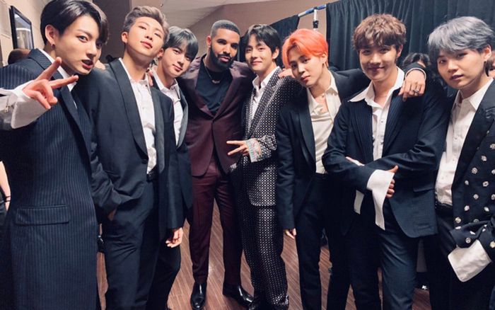 Drake ví mình với BTS trong ICEMAN, tranh cãi bùng nổ trên mạng xã hội