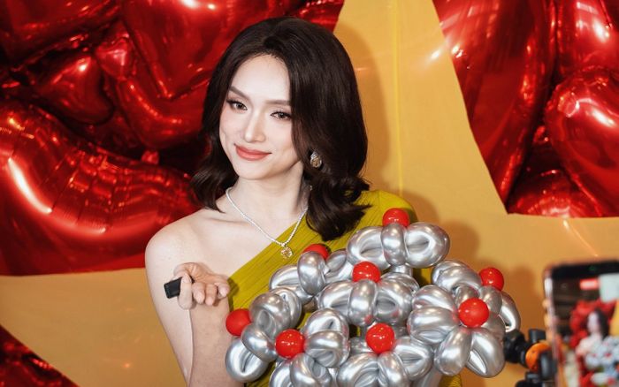 Hương Giang chính thức nhập cuộc ở Miss Grand, ngày đầu đã gây 'dậy sóng'
