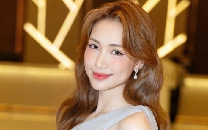 Về quê Hoà Minzy mùa lễ hội, du khách thích thú với không khí đậm chất vùng Kinh Bắc