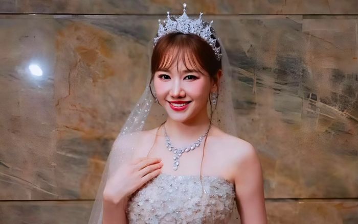 Hari Won mặc váy cưới, hé lộ ý định bất ngờ sau 10 năm cưới Trấn Thành