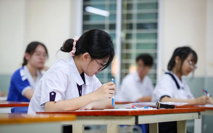 3 môn thi tốt nghiệp THPT đạt từ bao nhiêu điểm mới được xét tuyển đại học?