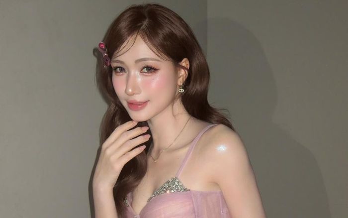 Hòa Minzy gặp 'biến', liên quan đoạn clip trong quá khứ