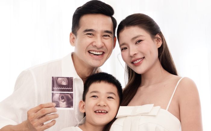 Lương Thế Thành và Thúy Diễm thông báo có thêm thành viên mới