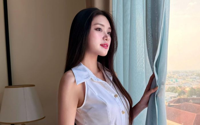 Phương Oanh dẫn người đặc biệt về ra mắt bố mẹ ở Hà Nội