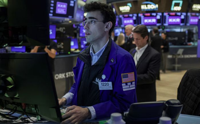Chứng khoán Mỹ khép tuần tăng điểm, Nasdaq và S&P 500 lập đỉnh mới