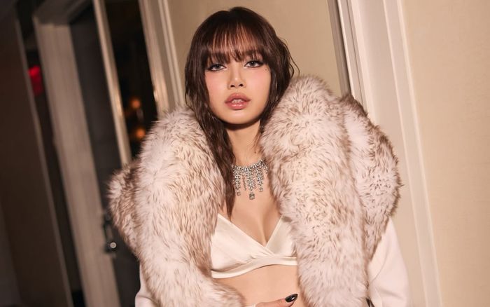Lisa (BLACKPINK) bị nghi âm thầm chia tay bạn trai tỷ phú