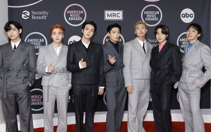 BTS trở lại AMAs 2026, hướng tới lần thứ hai giành giải 'Nghệ sĩ của năm'